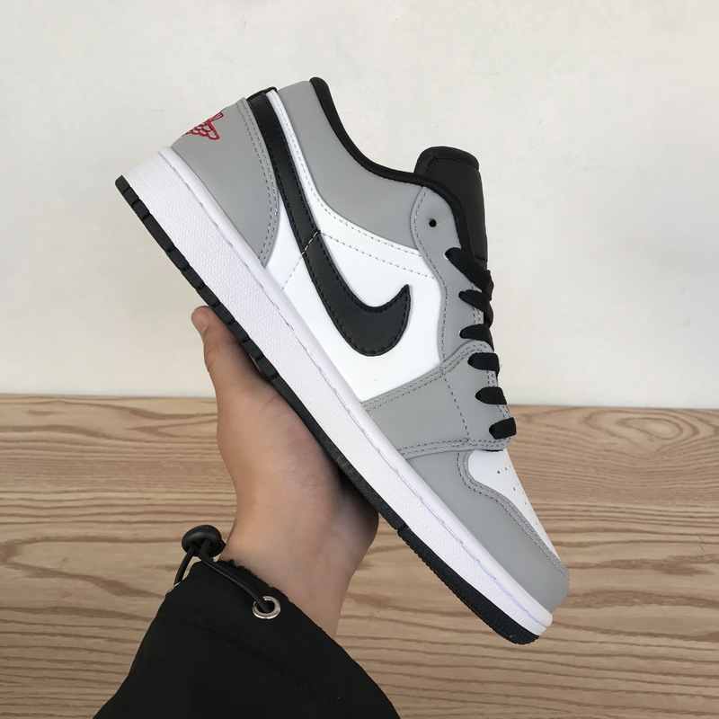 Air Jordan 1 Low Light Smoke Grey 553558-030