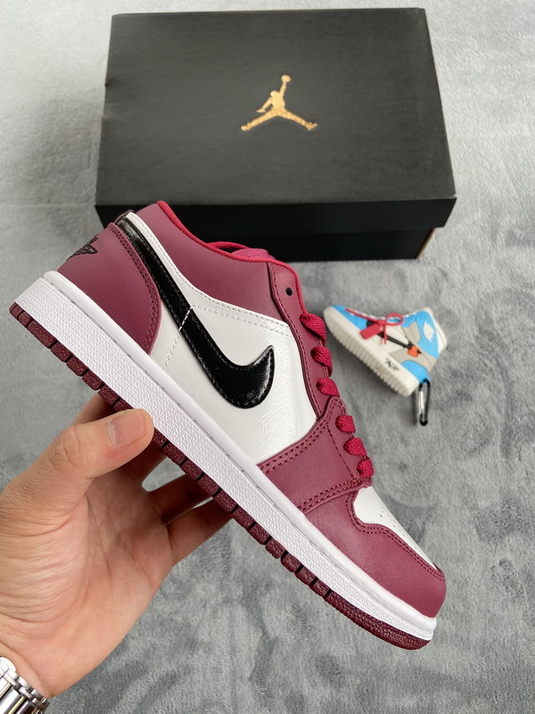 Air Jordan 1 Low Noble Red 553558-604