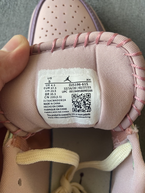 Air Jordan 1 Low SE Champagne DJ5196-615