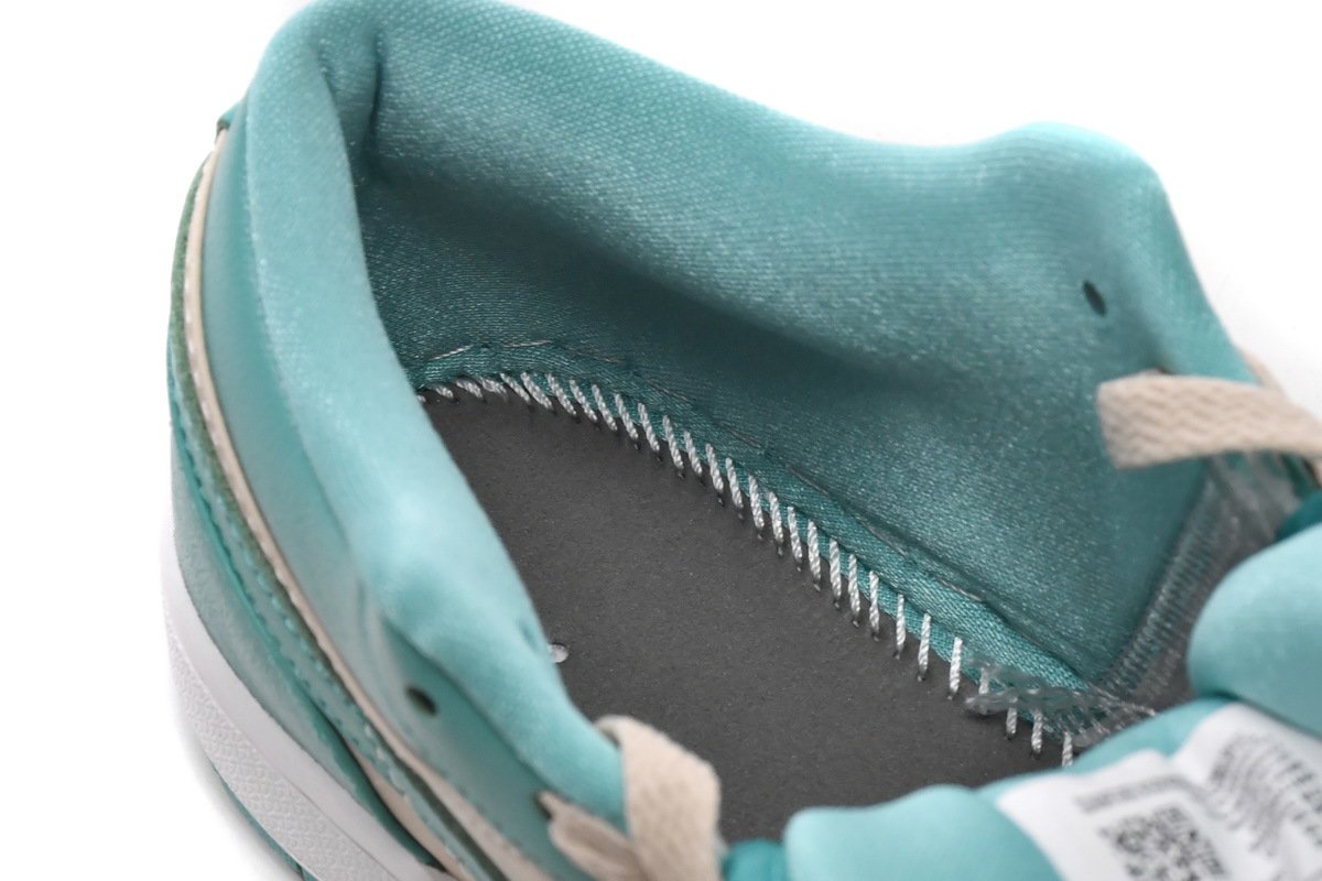 Air Jordan 1 Low Tropical Teal DC0774-131