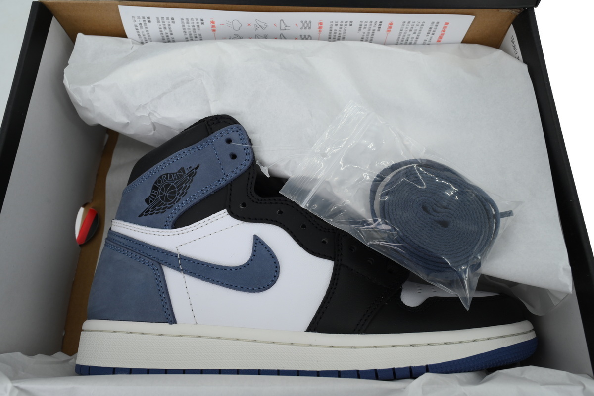 Air Jordan 1 Retro High OG 'Best Hand in the Game - Blue Moon' 555088-115