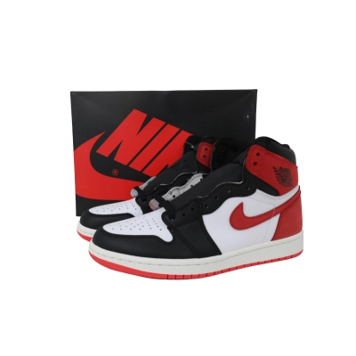 Air Jordan 1 Retro High OG 'Best Hand in the Game - Track Red' 555088-112 02