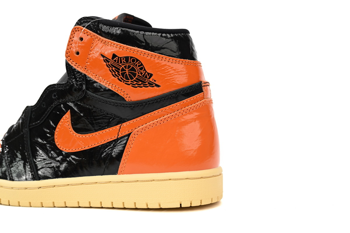 Air Jordan 1 Retro High OG “Shattered Backboard 3.0” 555088-028
