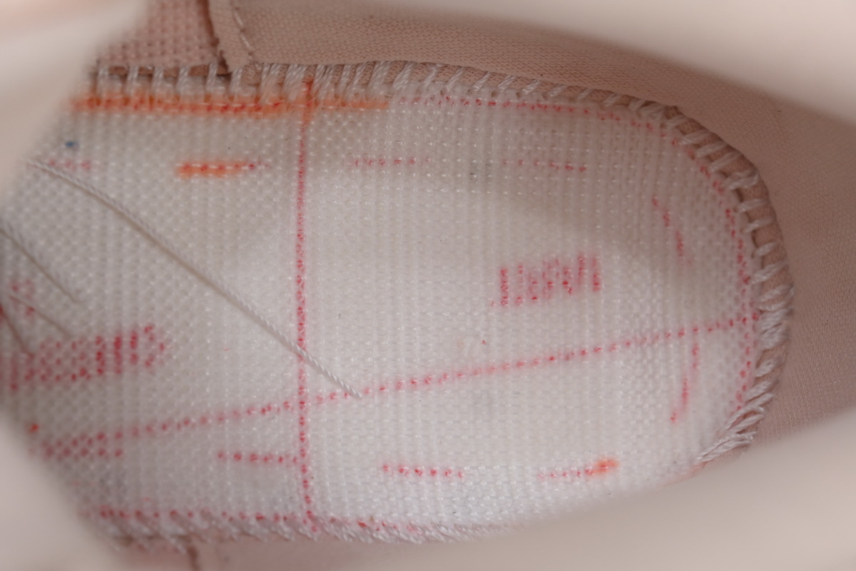 Air Jordan 3 Retro 'Valentine's Day' HJ0178-600