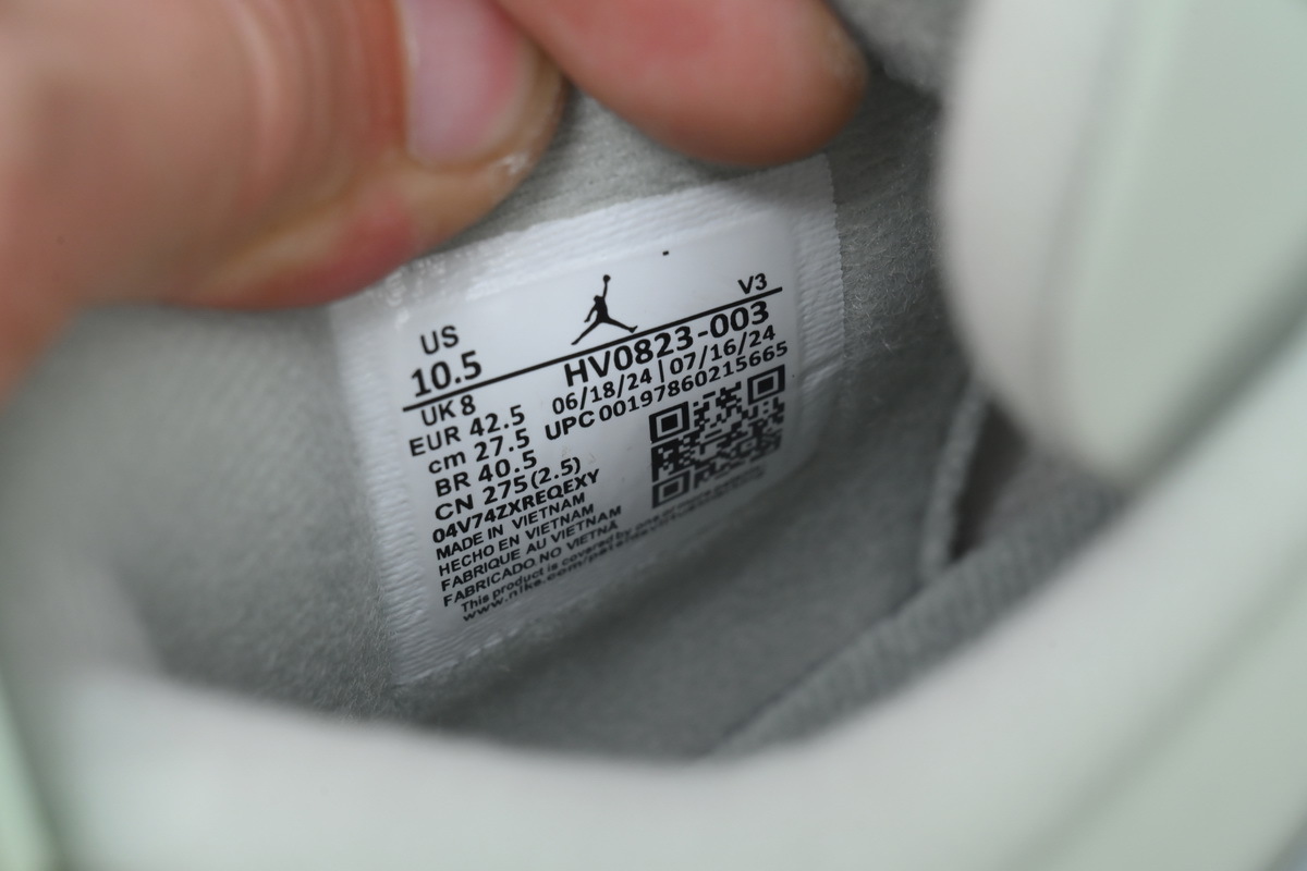 Air Jordan 4 Retro 'Seafoam Sail' HV0823-003