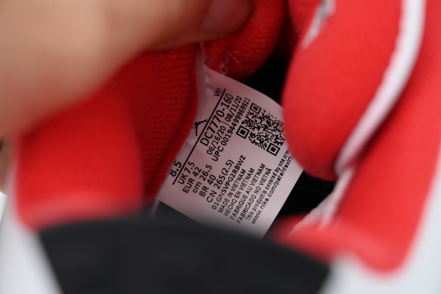 Air Jordan 4 Retro OG 'Fire Red' 2020 DC7770-160