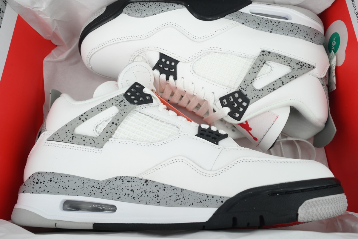 Air Jordan 4 Retro OG 'White Cement' FV5029-100