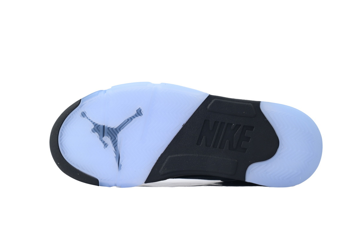 Air Jordan 5“Black Metallic Reimagined" HF3975-001