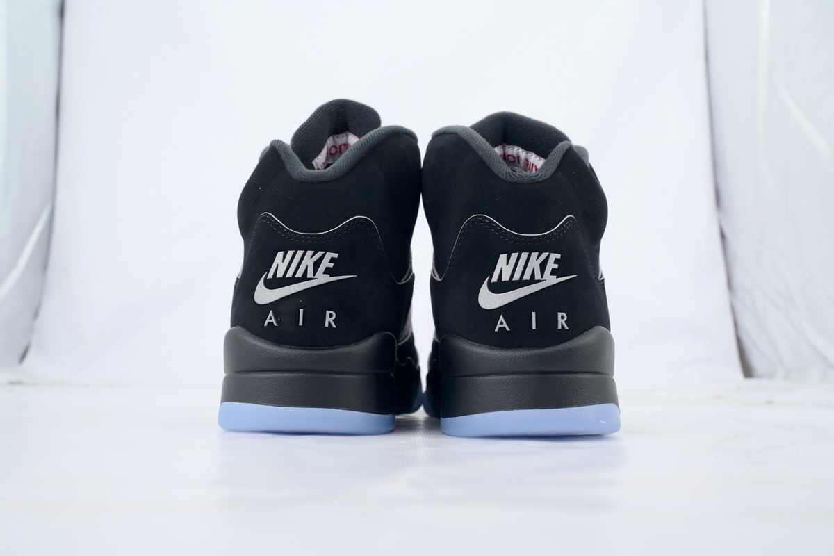 Air Jordan 5“Black Metallic Reimagined" HF3975-001