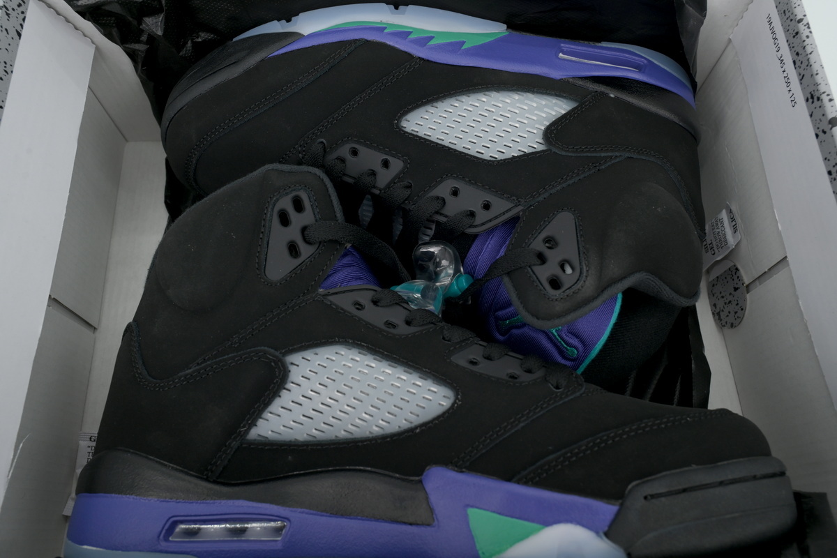 Air Jordan 5 Retro 'Black Grape' 136027-007