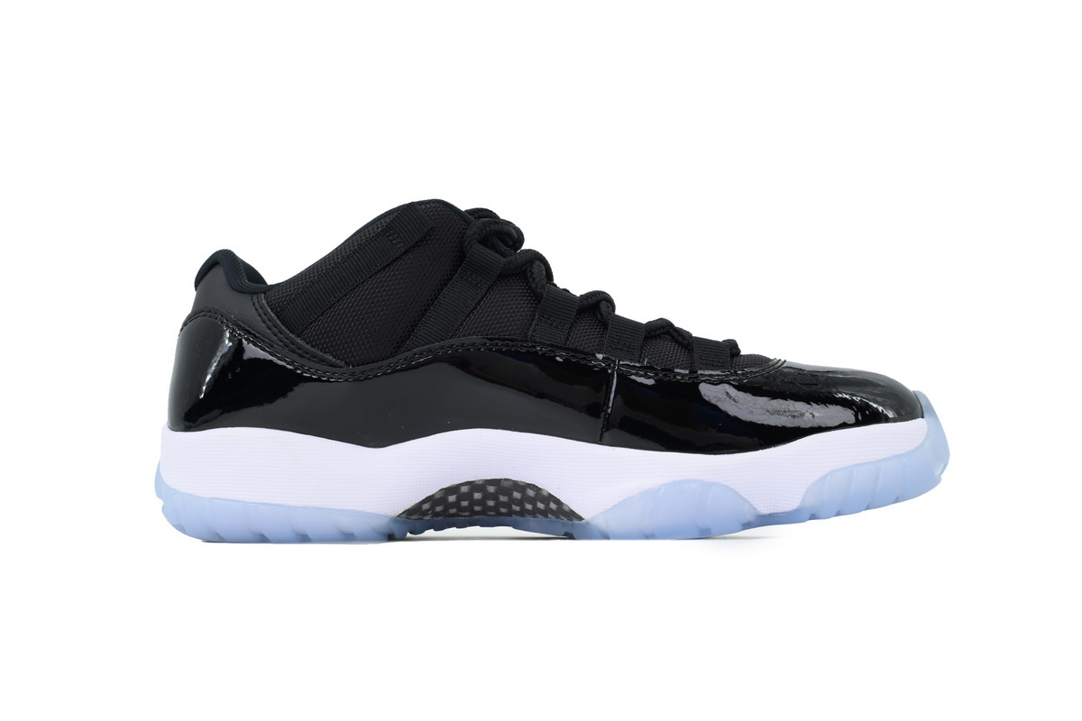 Nike Air Jordan 11 Retro Low “White/Midnight Navy” FV5104-004
