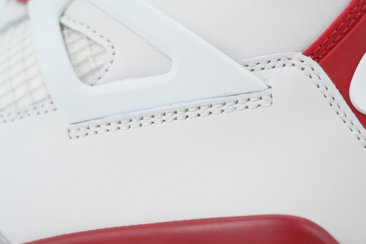 Nike SB x Air Jordan 4 Retro SP 'Varsity Red' DR5415-106