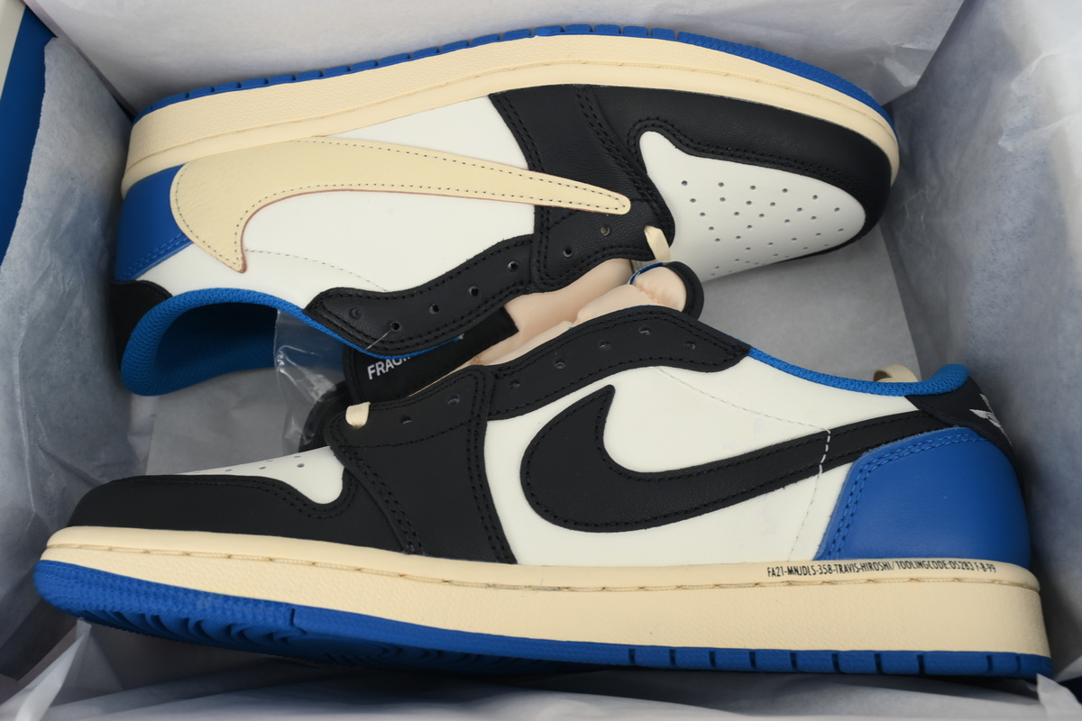 Travis Scott x Fragment Design x Air Jordan 1 Low DM7866-140