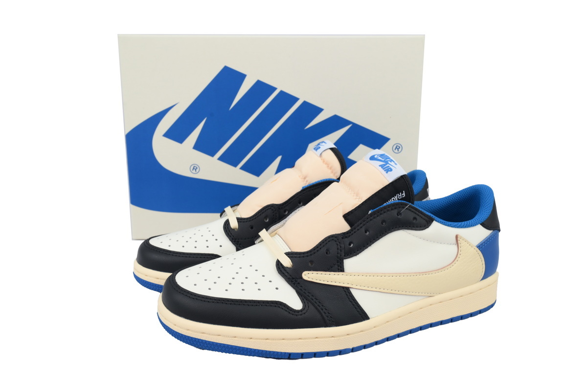 Travis Scott x Fragment Design x Air Jordan 1 Low DM7866-140