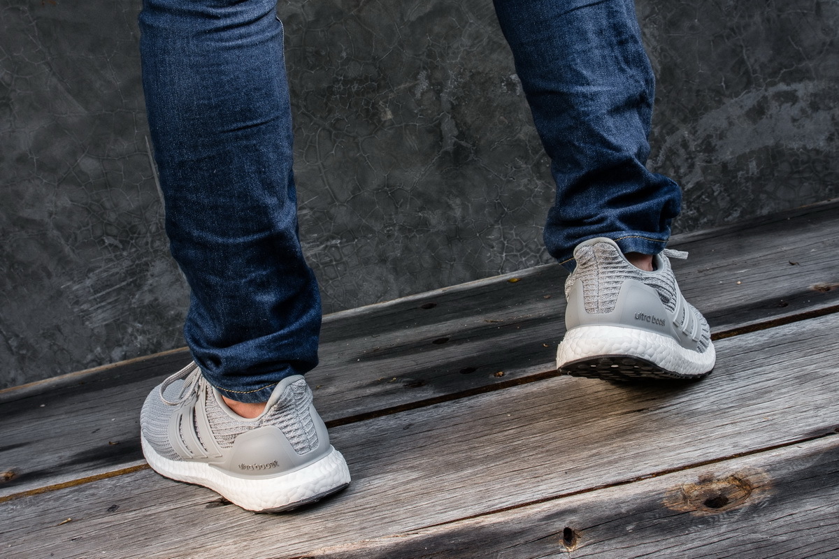 Adidas Ultra Boost 4.0 “Light Grey” BB6167