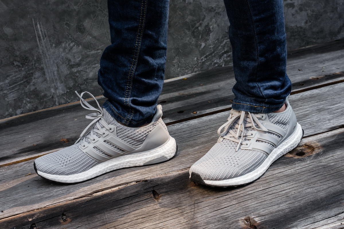 Adidas Ultra Boost 4.0 “Light Grey” BB6167