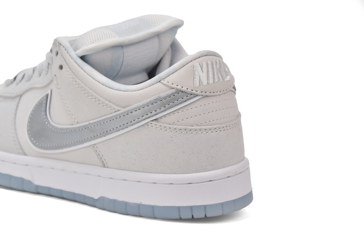 FLAME God Batch CONCEPTS × Nike Dunk SB Low ’White Lobster FD8776-100