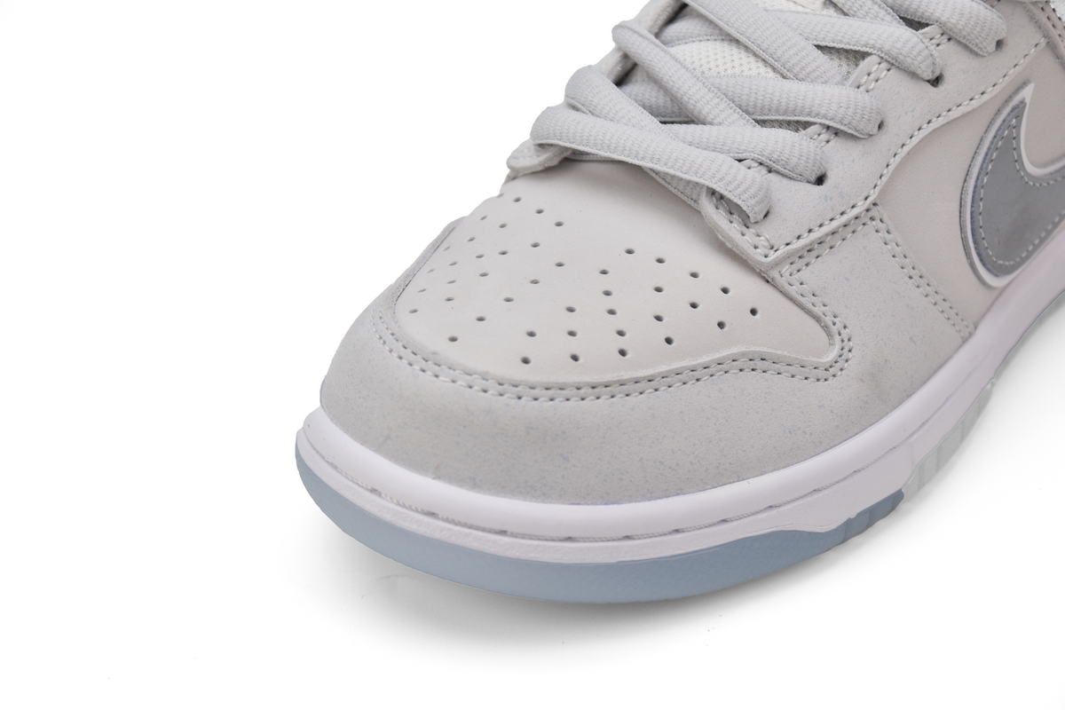 FLAME God Batch CONCEPTS × Nike Dunk SB Low ’White Lobster FD8776-100