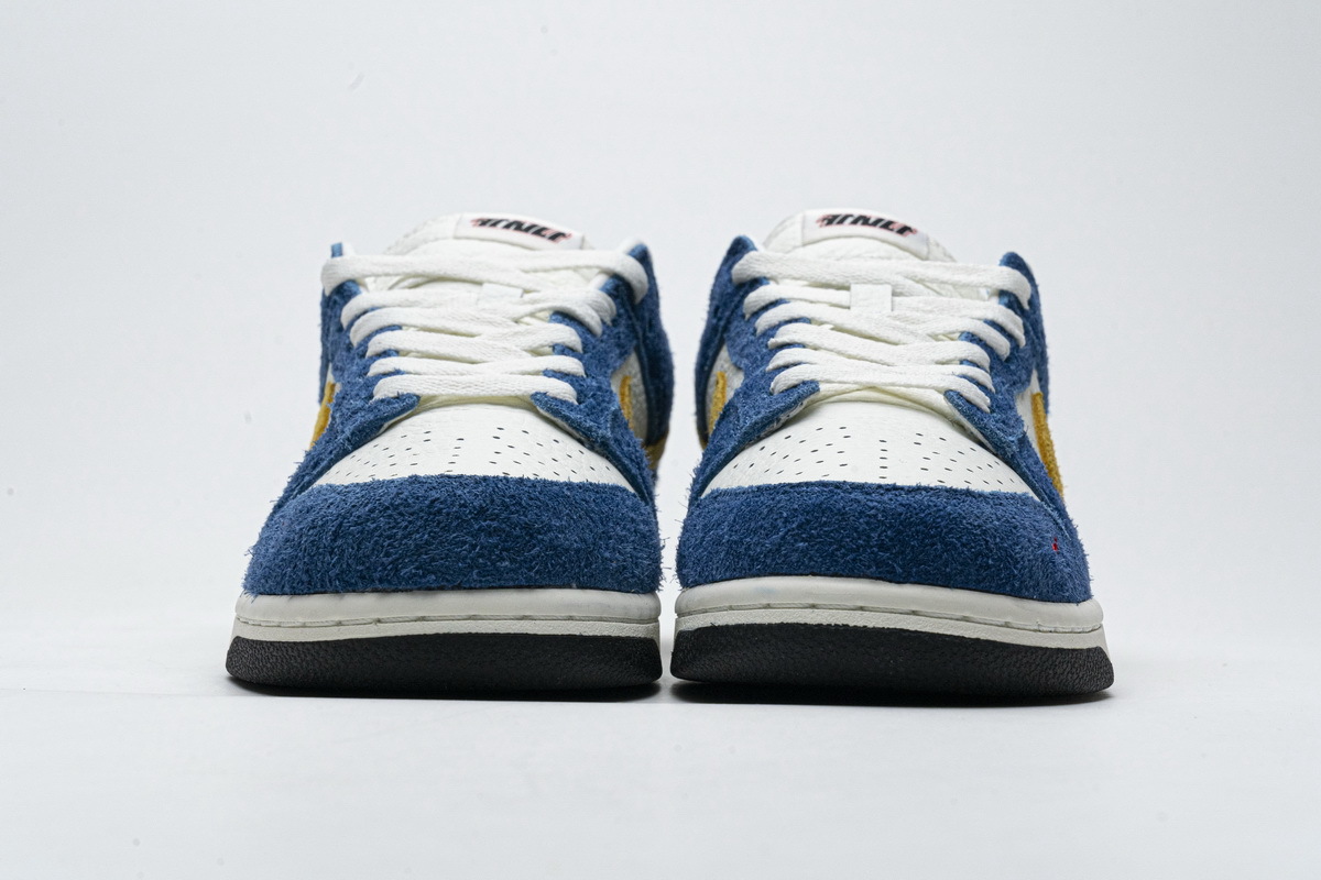 Kasina x Nike Dunk Low “80s Bus” CZ6501-100
