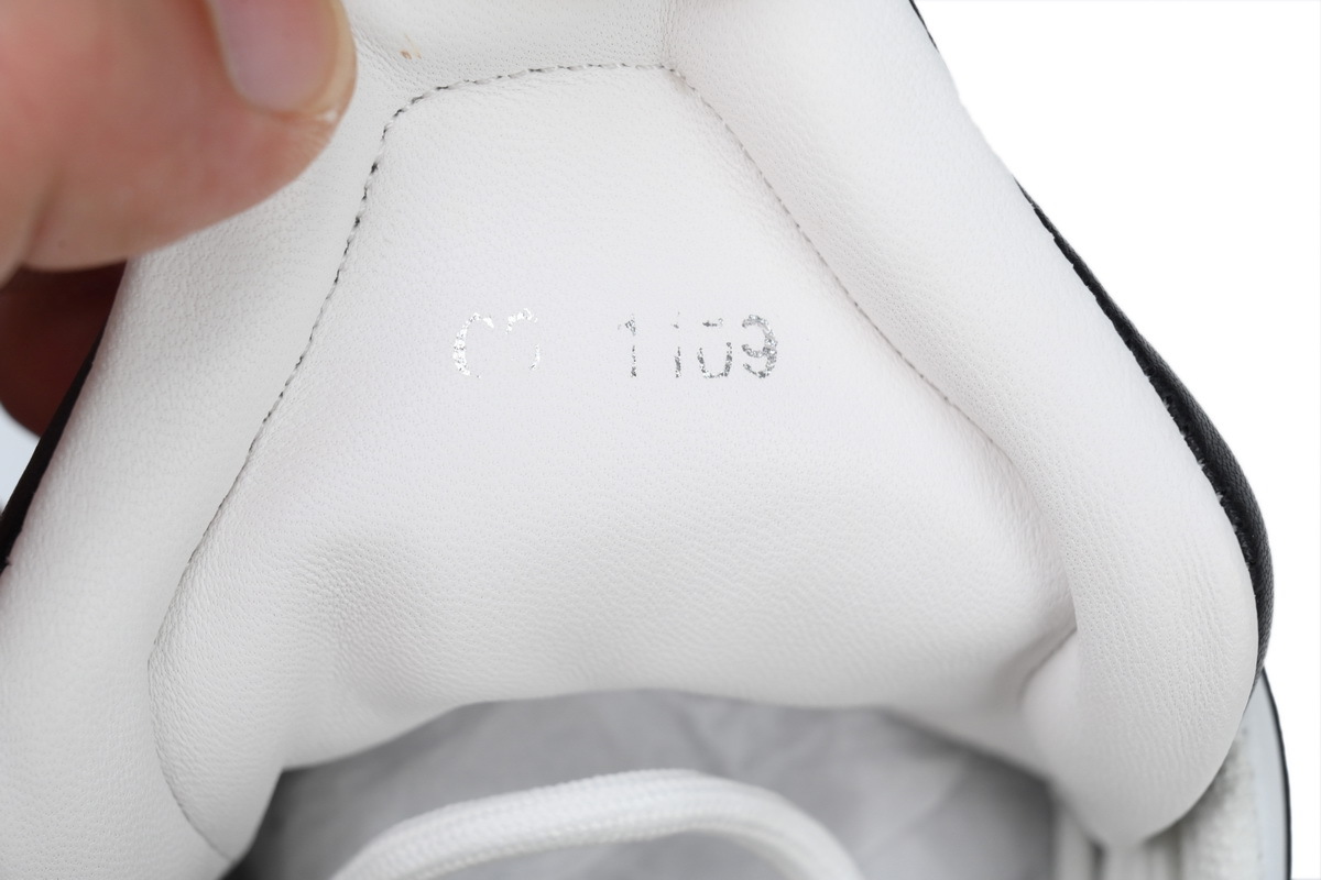 Louis Vuitton Archlight Sneakers 1AD2GE