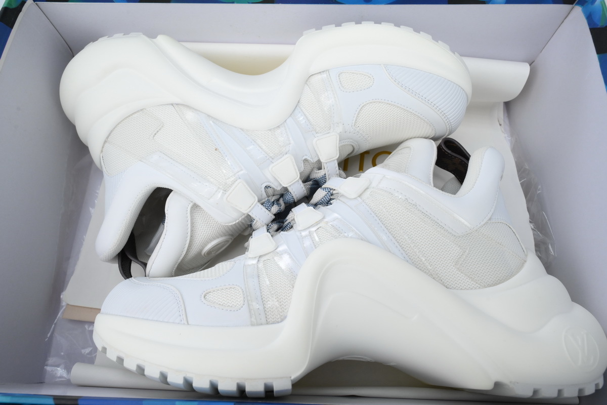 Louis Vuitton Archlight Sneakers 1ACHUP