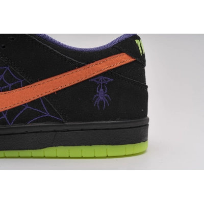 Nike SB Dunk Low “Night Of Mischief” BQ6817-006 02