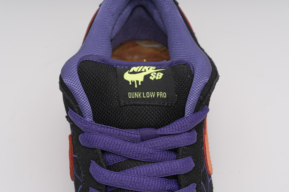 Nike SB Dunk Low “Night Of Mischief” BQ6817-006