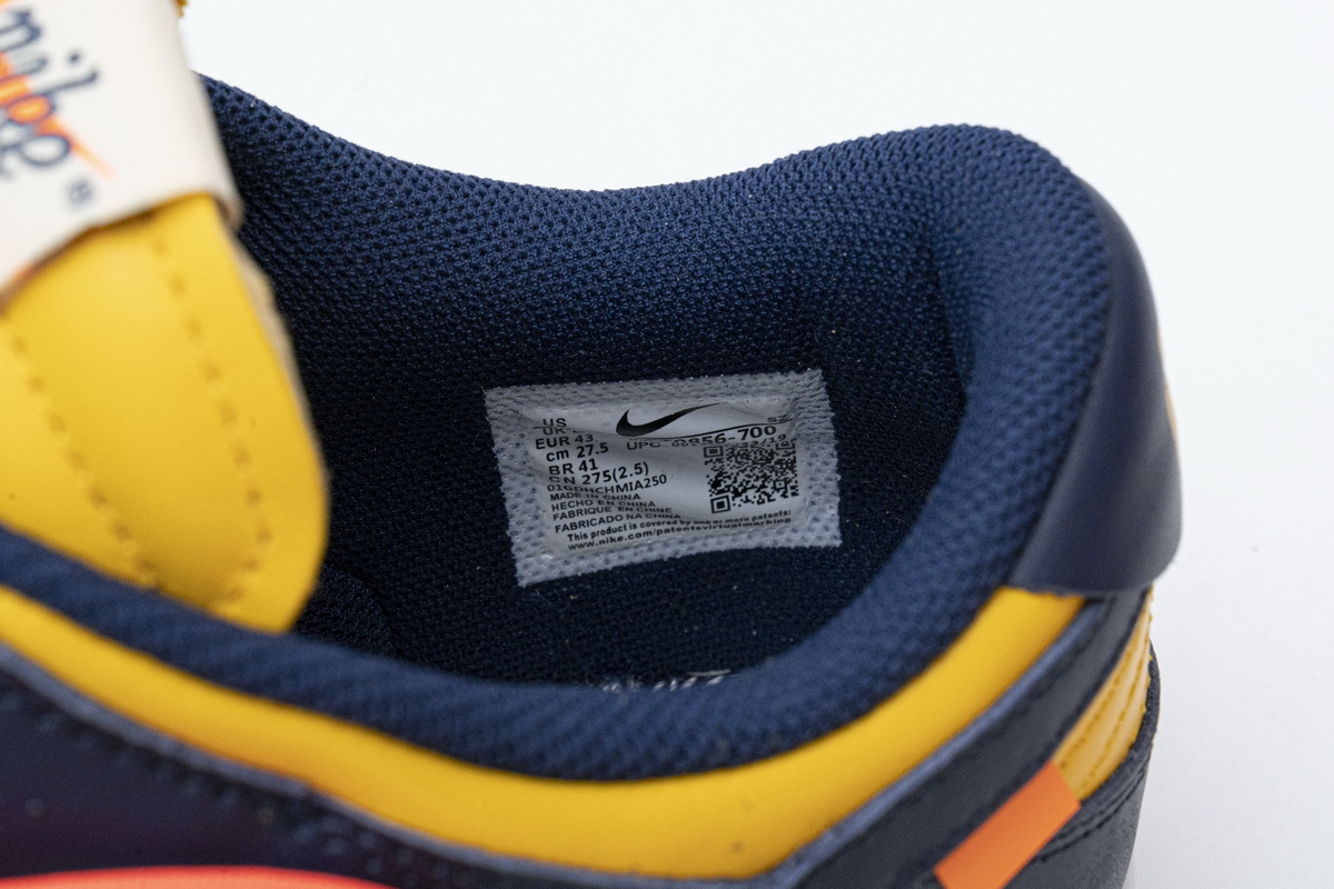 OFF-WHITE X Nike Dunk SB Low White Michigan CT0856-700