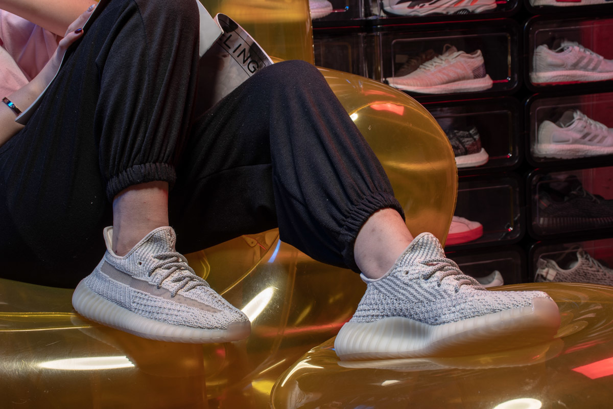 Adidas Yeezy 350 Boost V2 "Lundmark Reflective" FV3254