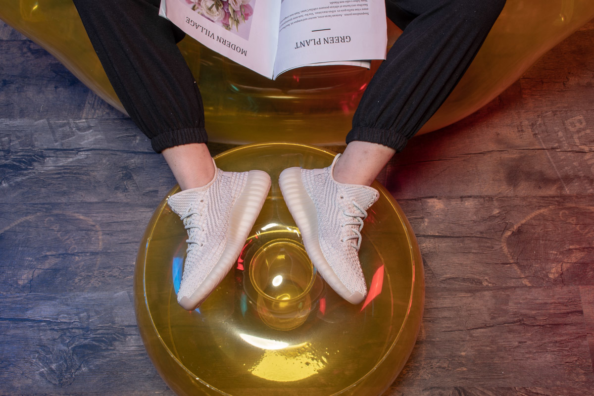 Adidas Yeezy 350 Boost V2 "Lundmark Reflective" FV3254