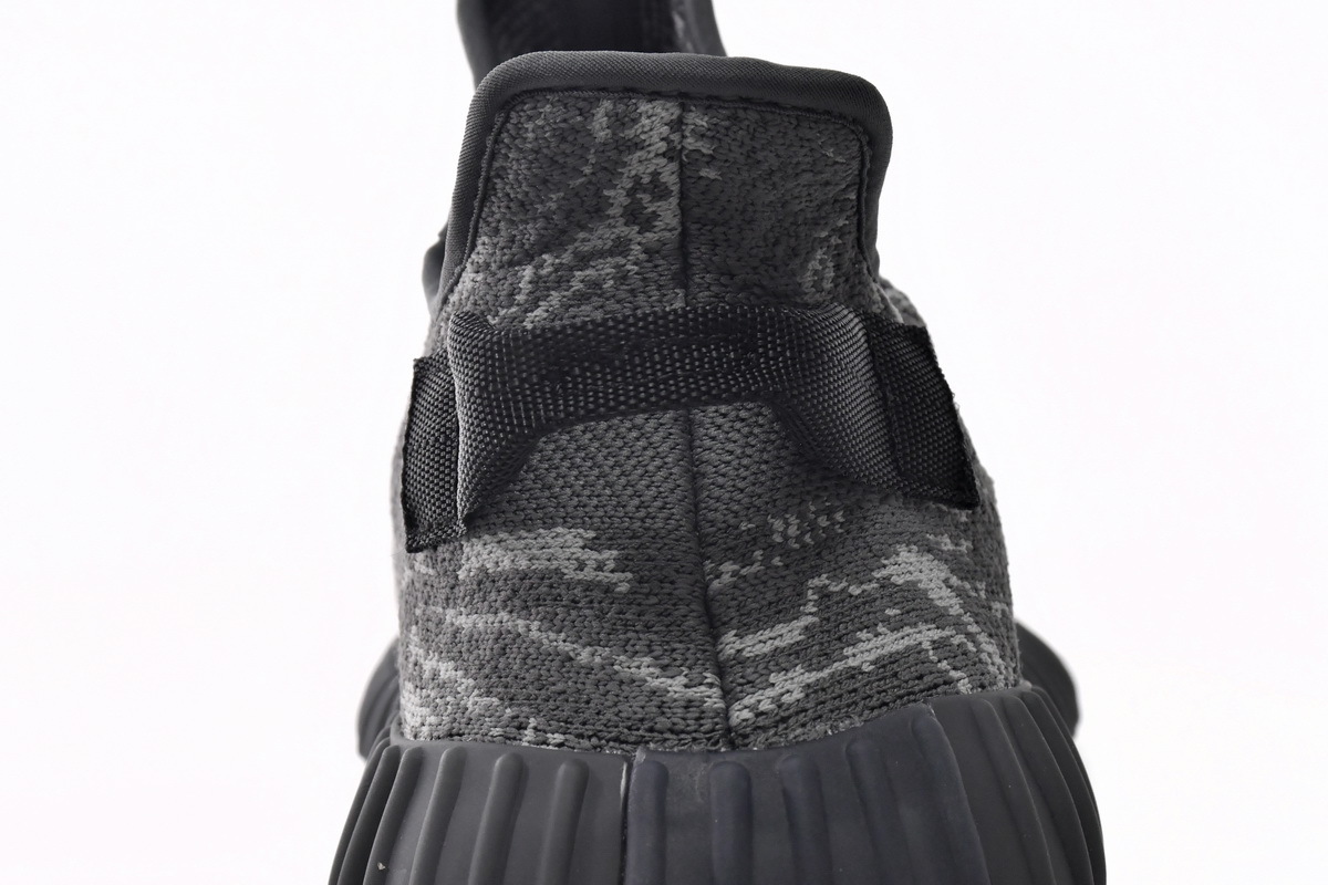adidas Yeezy 350 V2 Dark Salt ID4811
