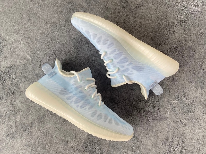 adidas Yeezy Boost 350 V2 Mono Ice GW2869