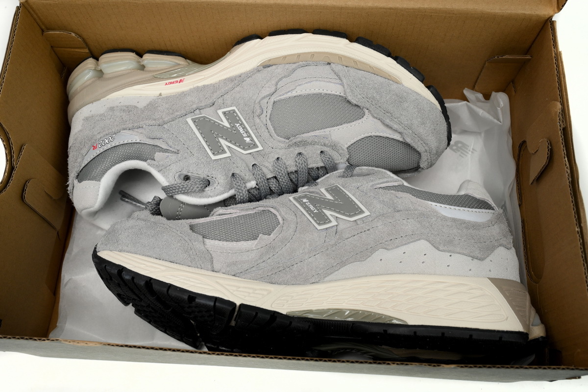 New Balance 2002R Light Blue Gray M2002RDM