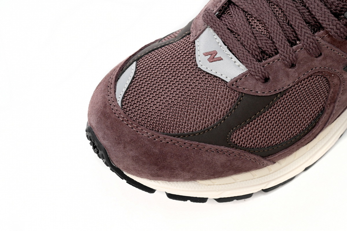 New Balance 2002R Sea Black Brown M2002RCD