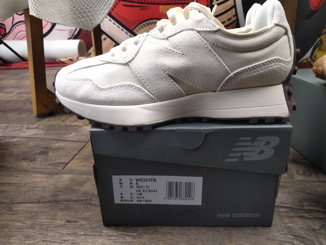 New Balance 327 Sea salt White WS327FB