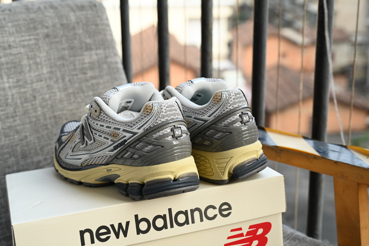 NEW BALANCE Grey silver M1906RTI