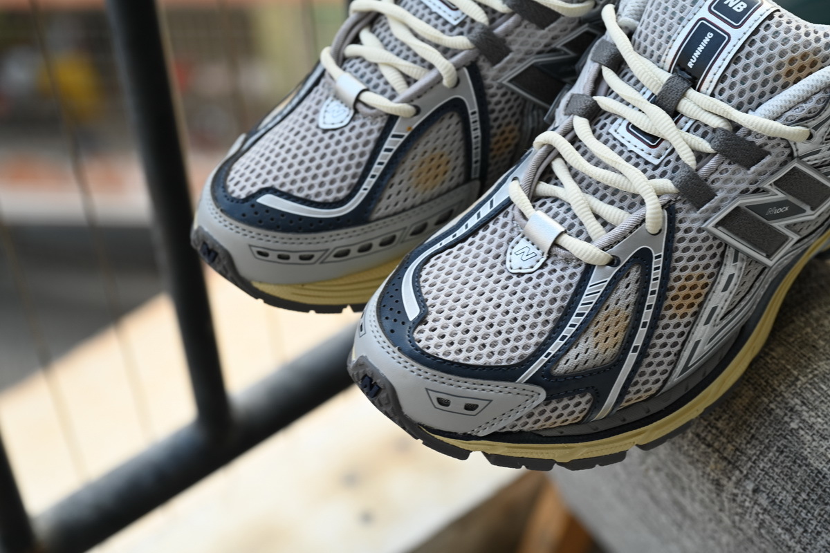 NEW BALANCE Grey silver M1906RTI