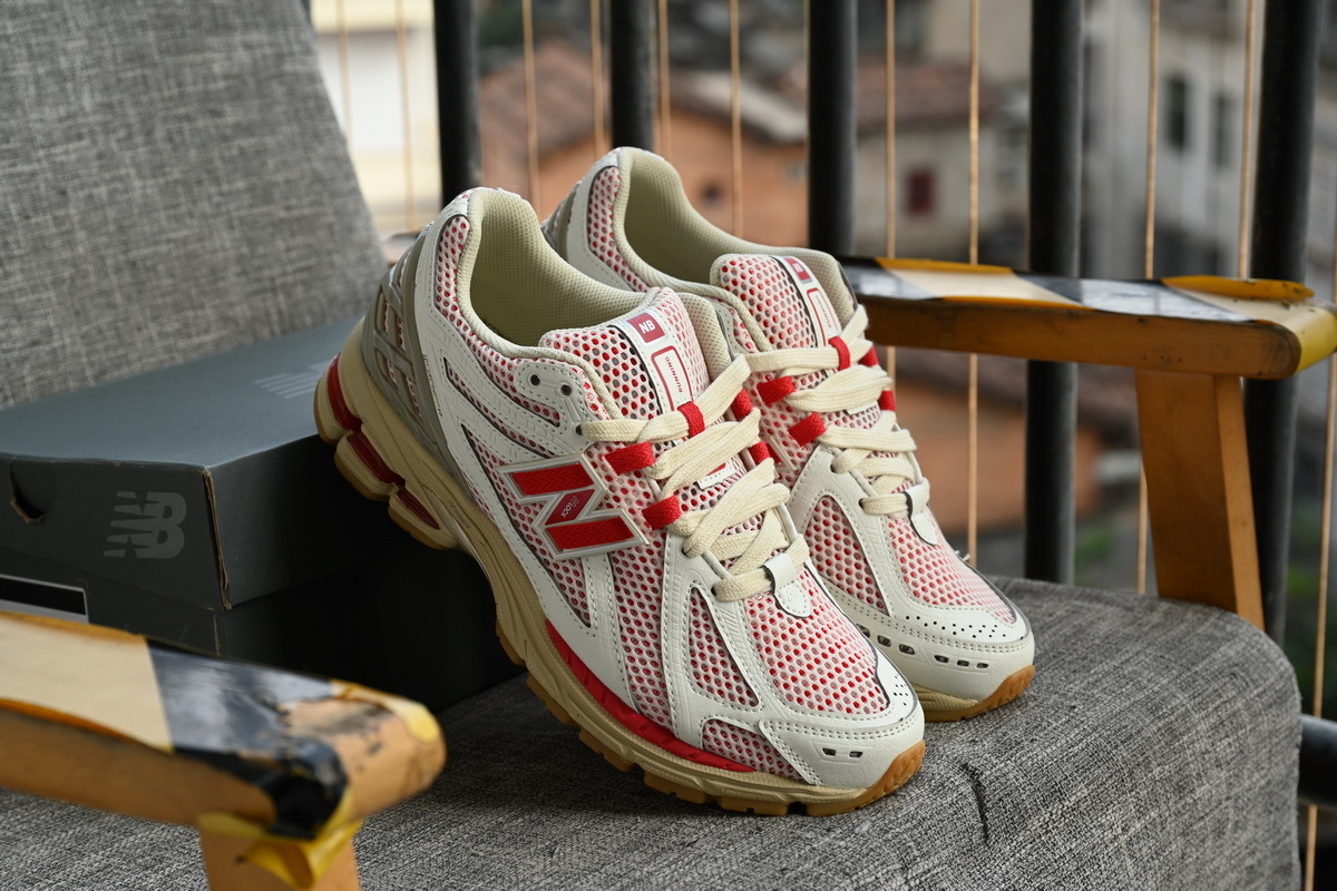 NEW BALANCE White Red M1906RO