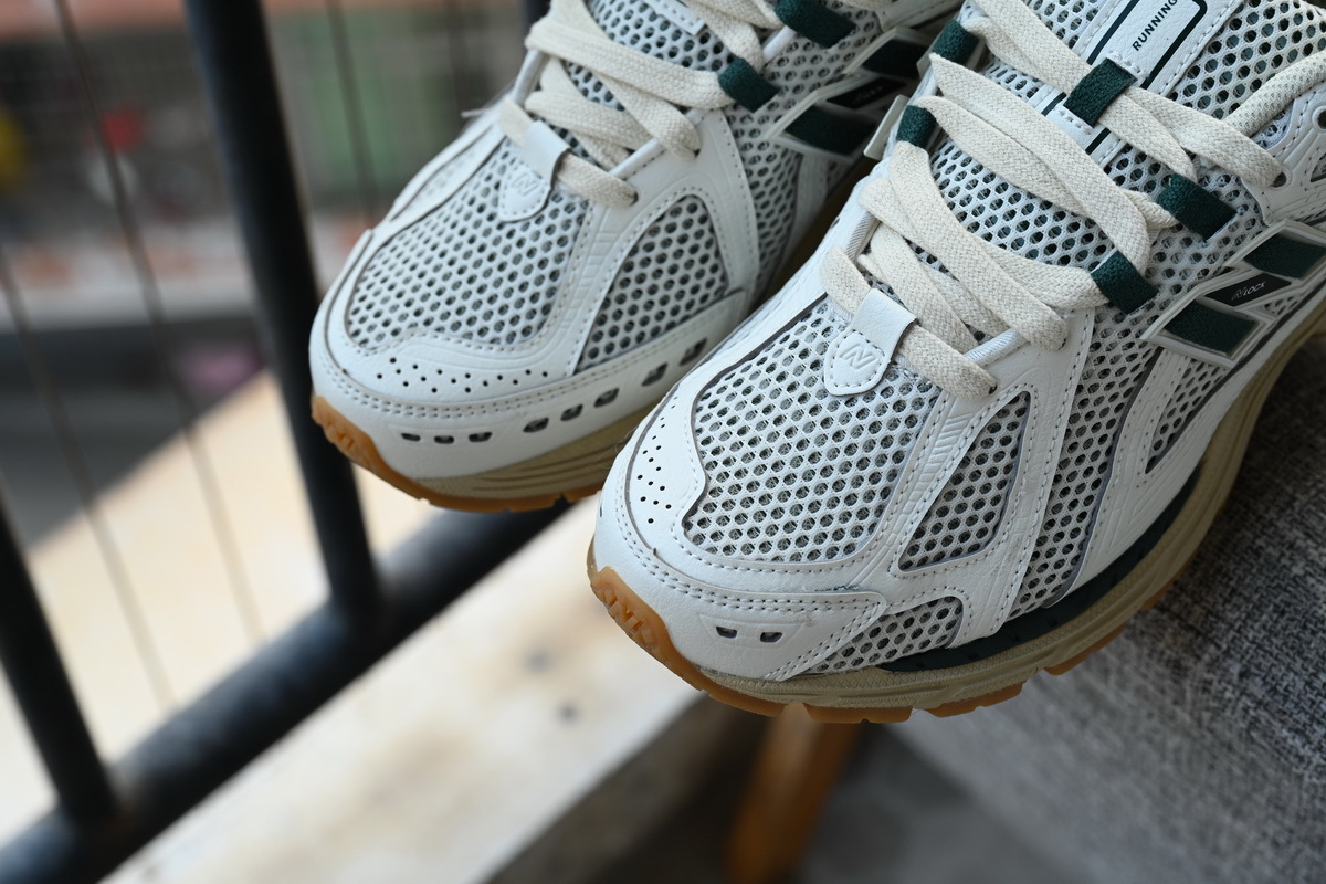 NEW BALANCE White Red M1906RQ