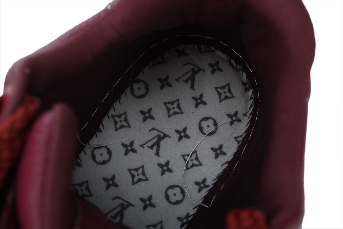 LOUIS VUITTON Skate Wine 1ABZ6H