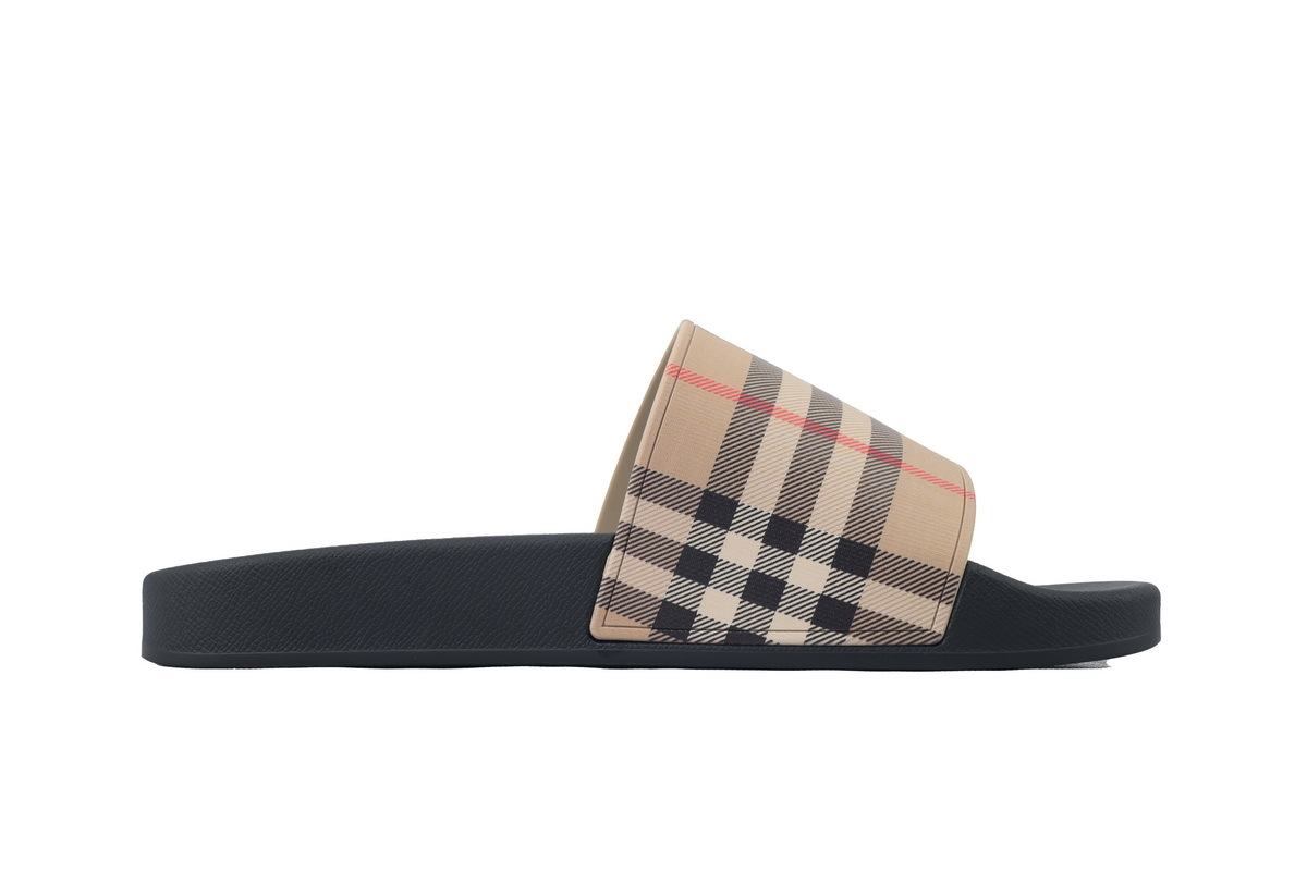 Burberry Khaki Slippers 80242321
