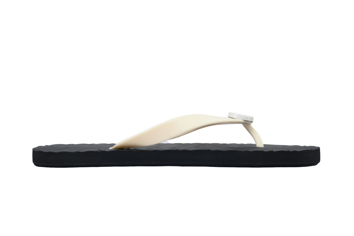 Gucci Double G Black Slippers 740033