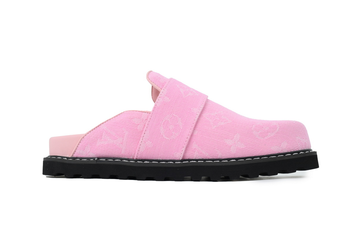 LOUIS VUITTON Cosy Comfort Pink Slippers 1AGVO2