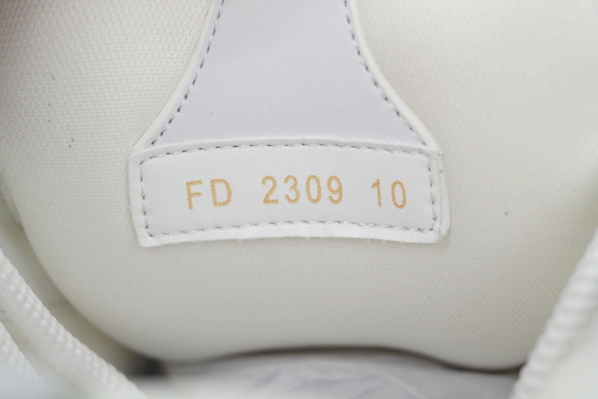 LOUIS VUITTON Skate All White 1ADG7O