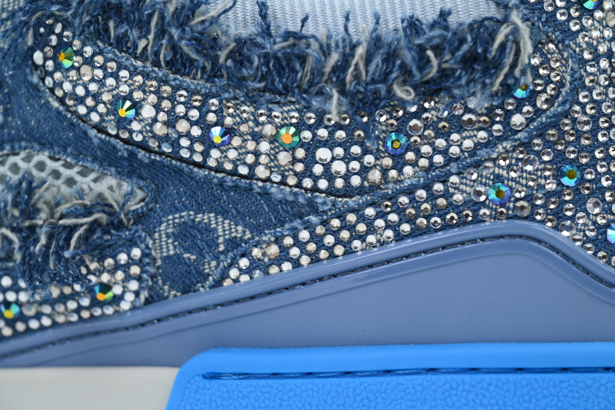 LOUIS VUITTON Skate Blue Water Diamond 1ABMHB