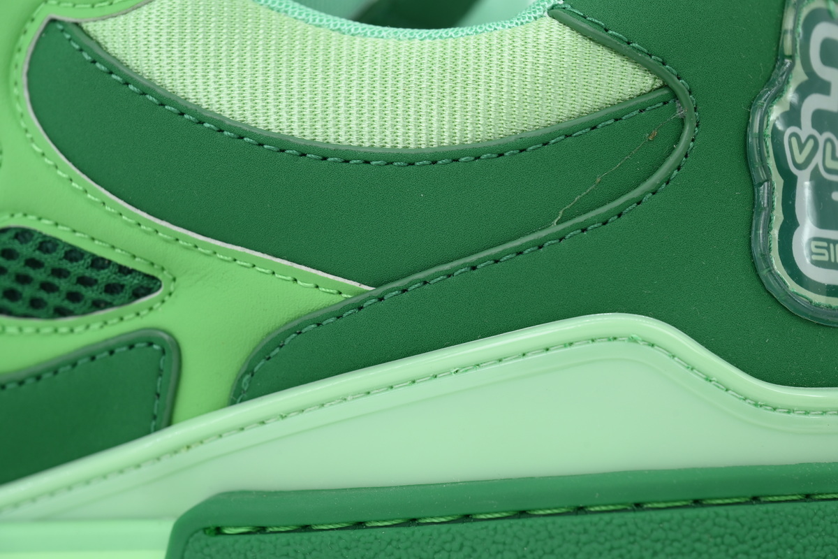 LOUIS VUITTON Skate Full Of Green 1ACQOR