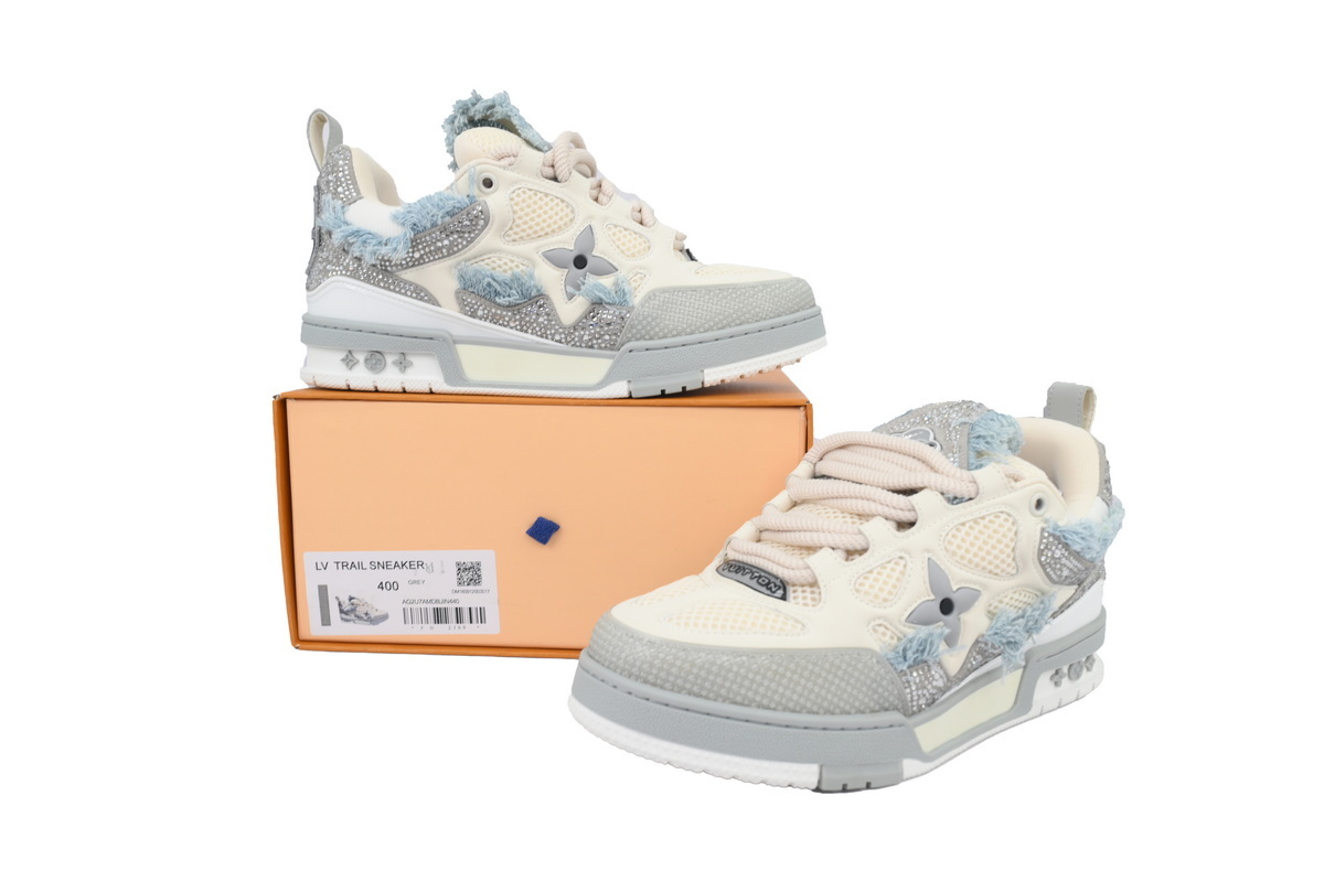 LOUIS VUITTON Skate Horse Hair Gray White Diamond