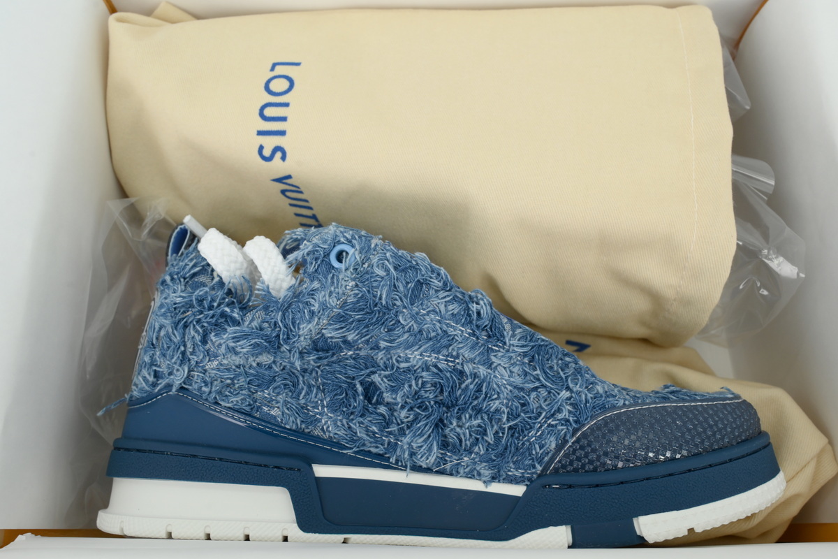 LOUIS VUITTON Skate Plum Blossom Diamond Blue 1ACVJA