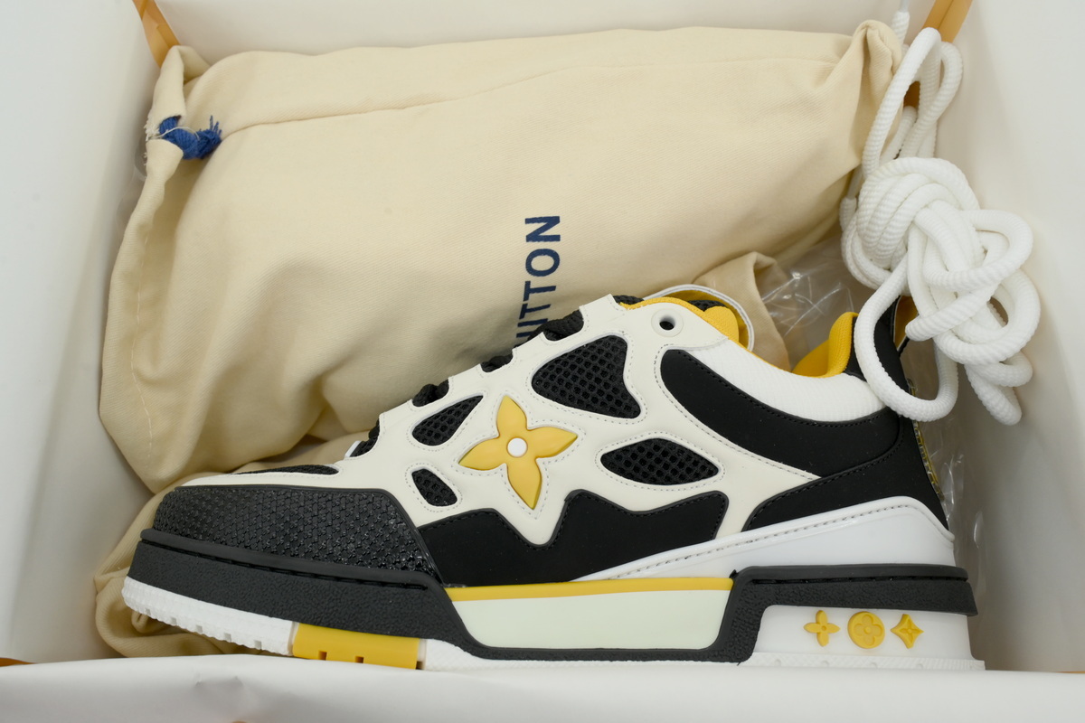 LOUIS VUITTON Skate White Black Yellow 1AARRS