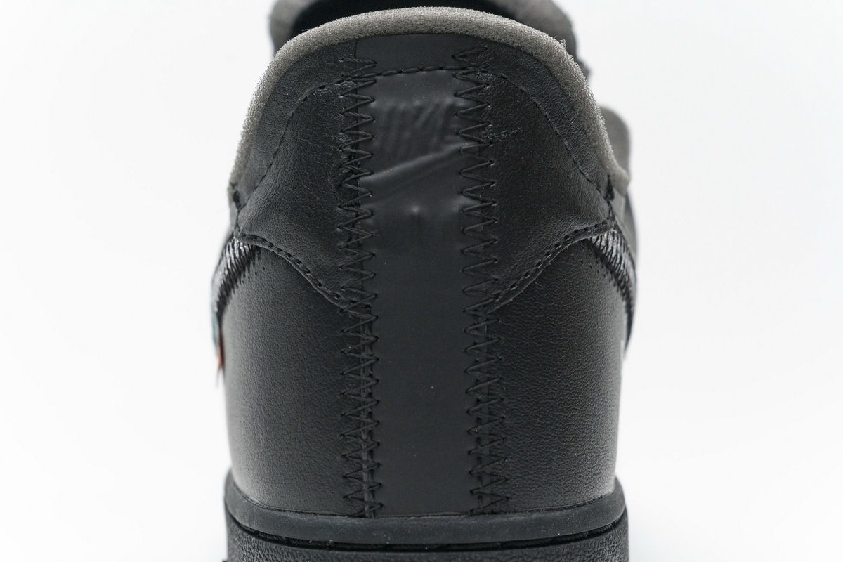 OFF-White X Air Force 1 ’07 Low MOMA AV5210-001
